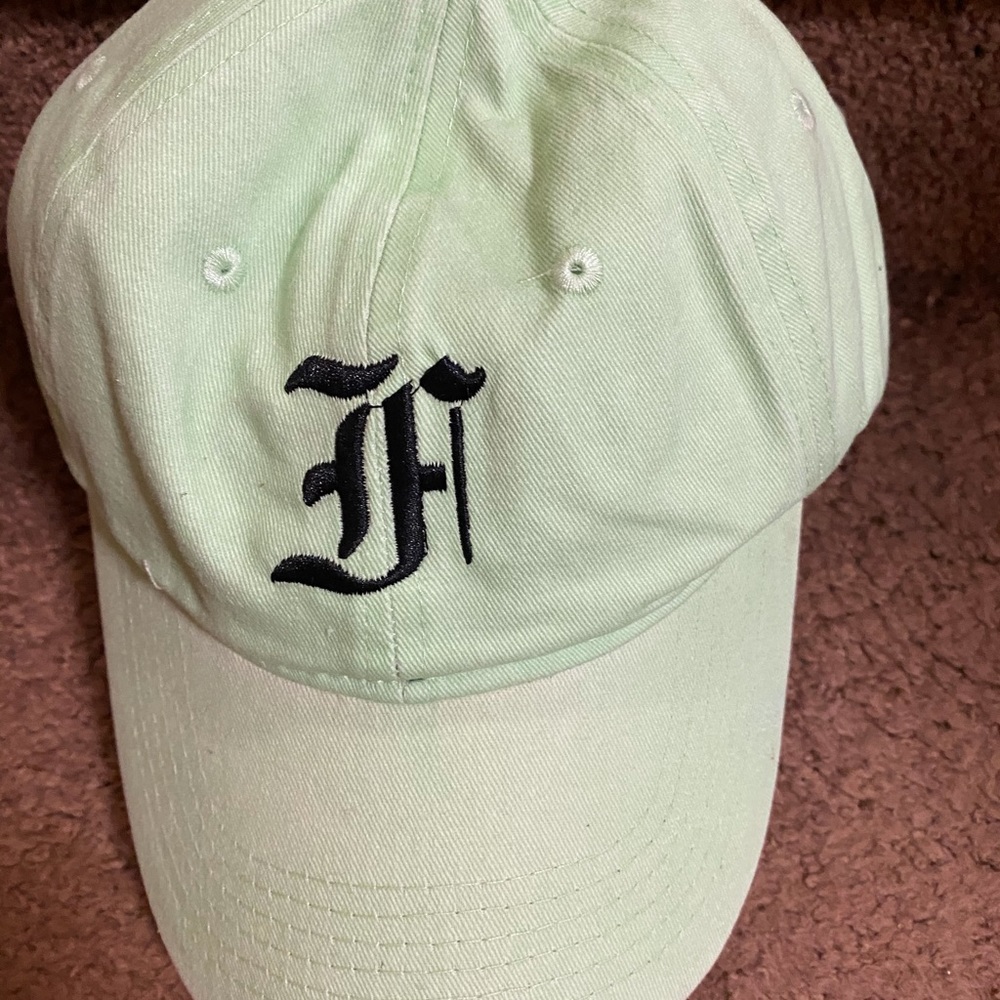 Baseball caps - Picture 8 of 12